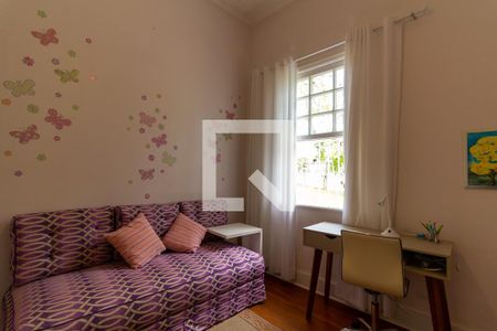 Casa à venda com 634m², 4 quartos e 6 vagas Casa à venda com 634m², 4 quartos e 6 vagasQuarto 4 Piso Superior