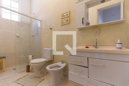 Casa à venda com 634m², 4 quartos e 6 vagas Casa à venda com 634m², 4 quartos e 6 vagasBanheiro 3