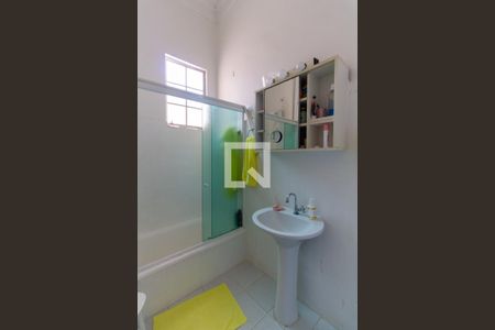 Casa à venda com 634m², 4 quartos e 6 vagas Casa à venda com 634m², 4 quartos e 6 vagasBanheiro 1