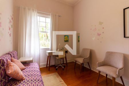 Casa à venda com 634m², 4 quartos e 6 vagas Casa à venda com 634m², 4 quartos e 6 vagasQuarto 4 Piso Superior