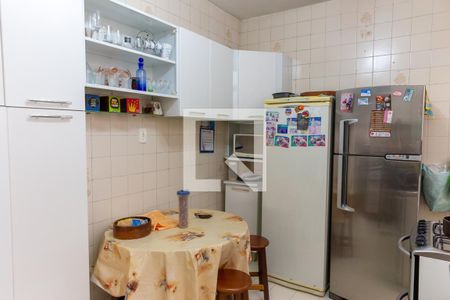 Casa à venda com 154m², 3 quartos e 1 vaga Casa à venda com 154m², 3 quartos e 1 vagaCozinha