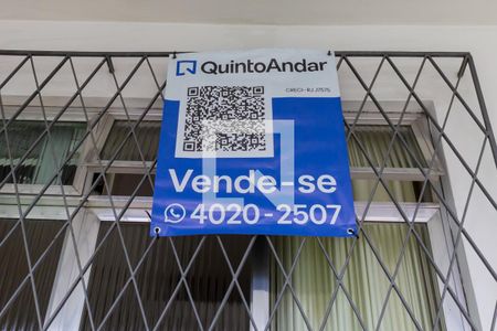 Casa à venda com 154m², 3 quartos e 1 vaga Casa à venda com 154m², 3 quartos e 1 vagaPlaca