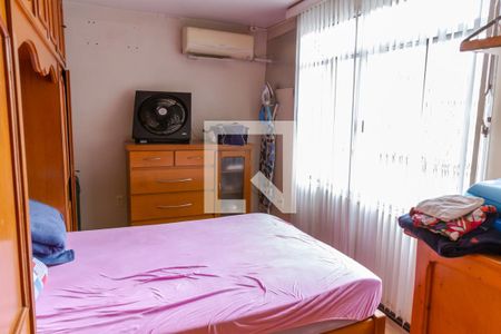 Casa à venda com 154m², 3 quartos e 1 vaga Casa à venda com 154m², 3 quartos e 1 vagaSuite