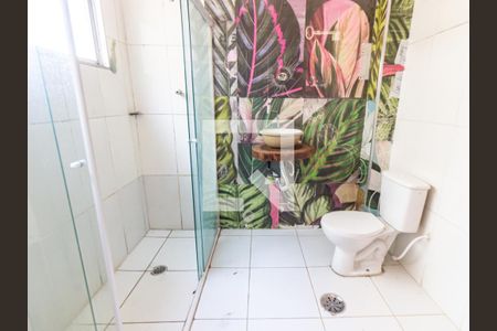 Apartamento à venda com 100m², 2 quartos e sem vaga Apartamento à venda com 100m², 2 quartos e sem vagaBanheiro