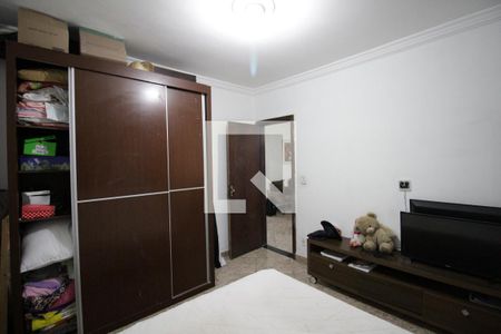 Casa à venda com 316m², 3 quartos e 3 vagasQuarto