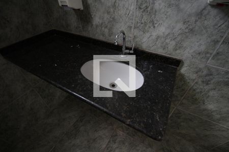 Casa à venda com 316m², 3 quartos e 3 vagasBanheiro 1 do Salão de Festas