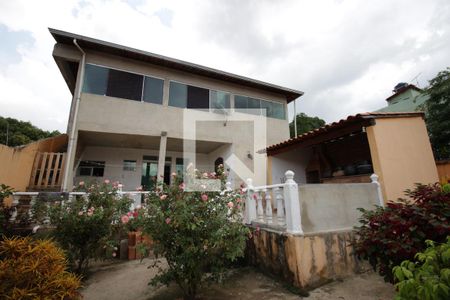 Casa à venda com 316m², 3 quartos e 3 vagasÁrea Externa