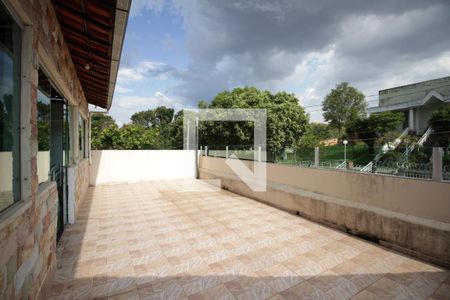 Casa à venda com 316m², 3 quartos e 3 vagasSalão de Festas