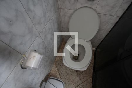 Casa à venda com 316m², 3 quartos e 3 vagasBanheiro da Suite 1