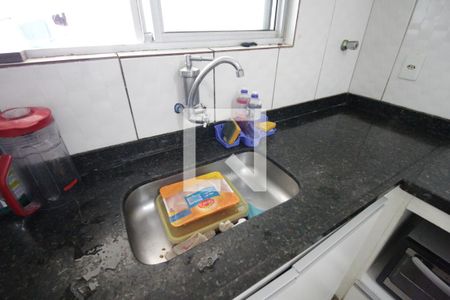 Casa à venda com 316m², 3 quartos e 3 vagasCozinha