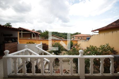 Casa à venda com 316m², 3 quartos e 3 vagasÁrea Externa