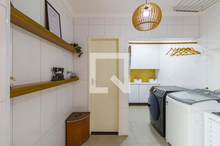 Casa à venda com 310m², 3 quartos e 4 vagasÁrea de Serviço