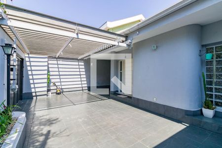 Casa à venda com 310m², 3 quartos e 4 vagasGaragem