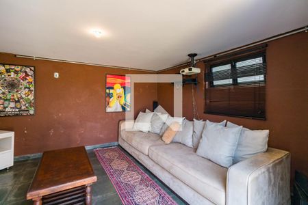 Casa à venda com 310m², 3 quartos e 4 vagasHome Theater