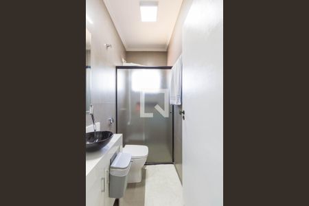 Casa à venda com 310m², 3 quartos e 4 vagasBanheiro