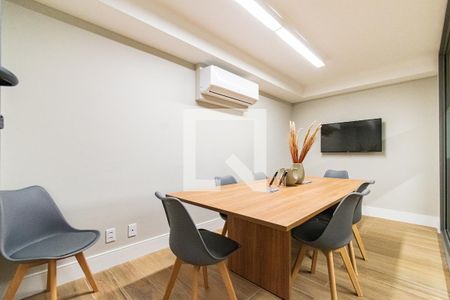 Apartamento à venda com 25m², 1 quarto e sem vaga Apartamento à venda com 25m², 1 quarto e sem vagaSala de Reunião