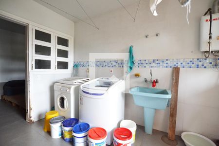 Casa à venda com 400m², 5 quartos e 4 vagasÁrea de Serviço