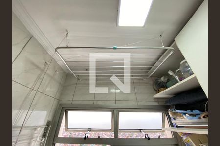 Apartamento à venda com 65m², 2 quartos e 1 vagaÁrea de Serviço