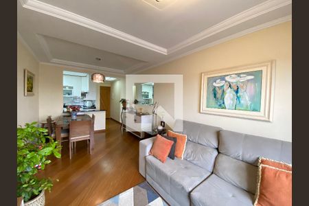 Apartamento à venda com 65m², 2 quartos e 1 vagaSala