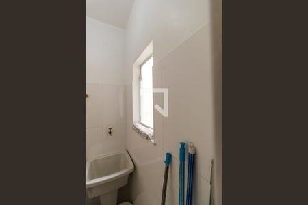 Apartamento à venda com 78m², 2 quartos e 1 vaga Apartamento à venda com 78m², 2 quartos e 1 vagaBanheiro de Serviço