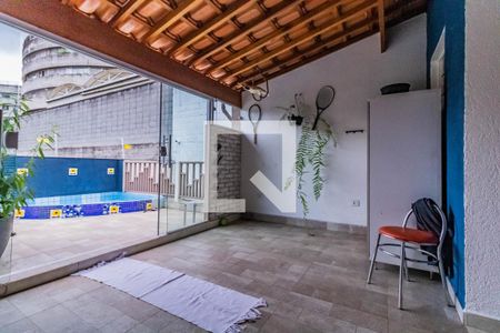 Casa à venda com 150m², 3 quartos e 2 vagas Casa à venda com 150m², 3 quartos e 2 vagasQuarto 3