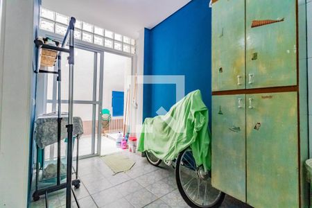 Casa à venda com 150m², 3 quartos e 2 vagas Casa à venda com 150m², 3 quartos e 2 vagasÁrea de Serviço