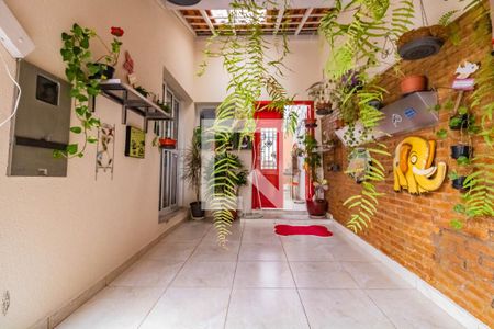 Casa à venda com 150m², 3 quartos e 2 vagas Casa à venda com 150m², 3 quartos e 2 vagasGaragem