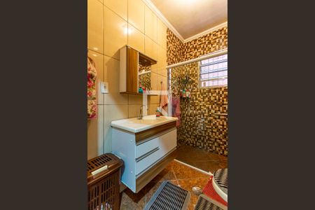 Casa à venda com 312m², 3 quartos e 3 vagas Casa à venda com 312m², 3 quartos e 3 vagasBanheiro 1