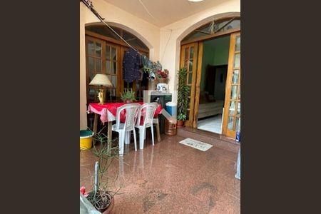 Casa à venda com 190m², 3 quartos e 2 vagas
