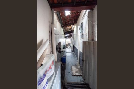 Casa à venda com 880m², 8 quartos e 6 vagasDespejo