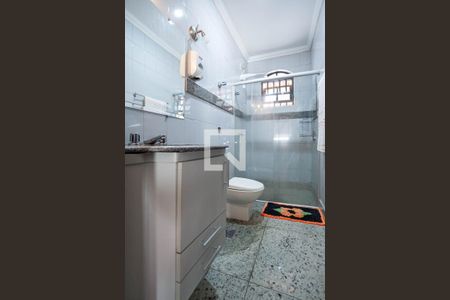 Casa à venda com 880m², 8 quartos e 6 vagasBanheiro social