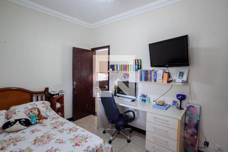 Casa à venda com 880m², 8 quartos e 6 vagasQuarto 3