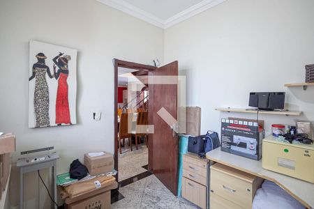 Casa à venda com 880m², 8 quartos e 6 vagasQuarto 1