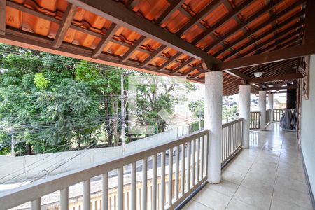 Casa à venda com 880m², 8 quartos e 6 vagasVaranda do quarto 2