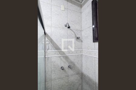 Casa à venda com 880m², 8 quartos e 6 vagasBanheiro da suíte 3