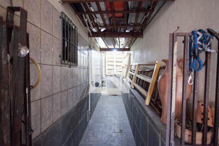 Casa à venda com 880m², 8 quartos e 6 vagasDespejo