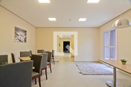Apartamento para alugar com 29m², 1 quarto e sem vaga Apartamento para alugar com 29m², 1 quarto e sem vagaÁrea comum - Salão de festas