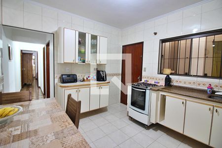 Casa à venda com 180m², 3 quartos e 2 vagasCozinha