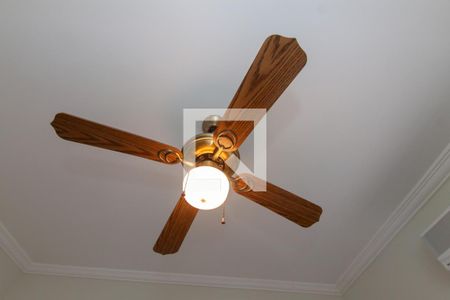 Casa para alugar com 180m², 4 quartos e 5 vagasSuíte - Detalhe