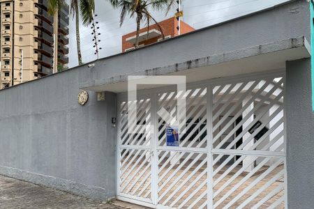 Casa para alugar com 180m², 4 quartos e 5 vagasFachada