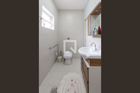 Casa para alugar com 180m², 4 quartos e 5 vagasSuíte - Banheiro