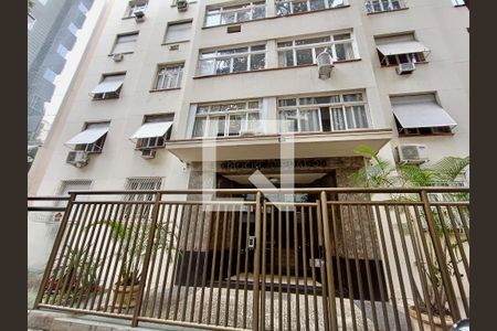 Apartamento à venda com 100m², 3 quartos e 1 vaga Apartamento à venda com 100m², 3 quartos e 1 vagaFachada