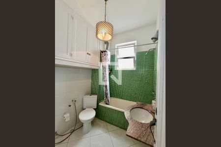 Apartamento à venda com 100m², 3 quartos e 1 vaga Apartamento à venda com 100m², 3 quartos e 1 vagaBanheiro social