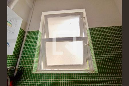 Apartamento à venda com 100m², 3 quartos e 1 vaga Apartamento à venda com 100m², 3 quartos e 1 vagaBanheiro social