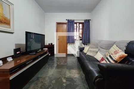 Casa à venda com 450m², 4 quartos e 6 vagas Casa à venda com 450m², 4 quartos e 6 vagasSuíte 2