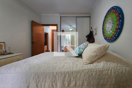 Casa à venda com 450m², 4 quartos e 6 vagas Casa à venda com 450m², 4 quartos e 6 vagasSuíte 1