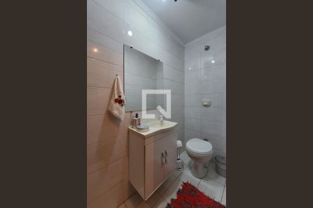 Casa à venda com 450m², 4 quartos e 6 vagas Casa à venda com 450m², 4 quartos e 6 vagasLavabo