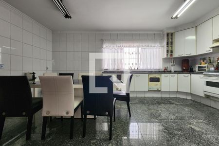 Casa à venda com 450m², 4 quartos e 6 vagas Casa à venda com 450m², 4 quartos e 6 vagasCozinha