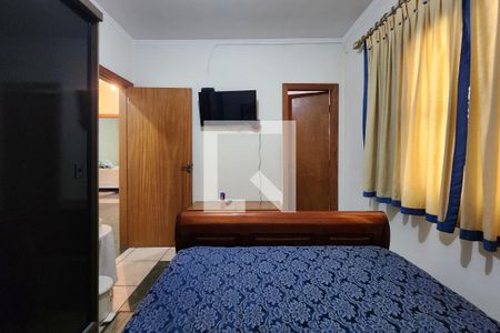 Casa à venda com 450m², 4 quartos e 6 vagas Casa à venda com 450m², 4 quartos e 6 vagasSuíte 3