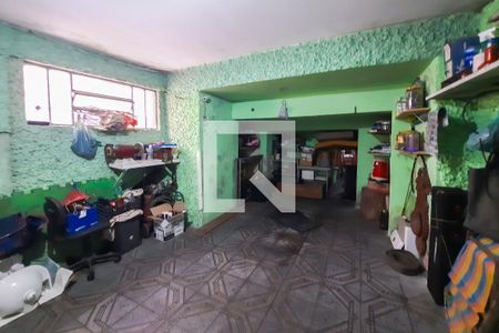 Casa à venda com 102m², 2 quartos e 1 vaga Casa à venda com 102m², 2 quartos e 1 vagaGaragem